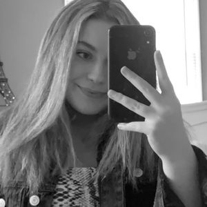 Meet your Posher, Lexi